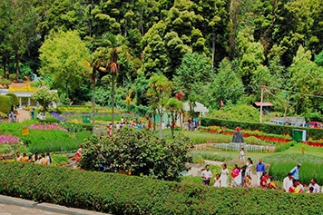 Book a Chennai to Kodaikanal ride for a smooth journey to visit Bryant Park for refreshing nature.