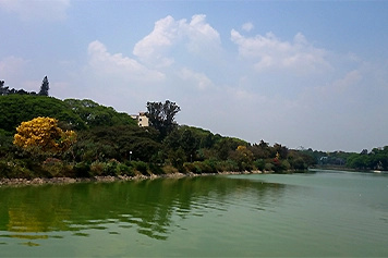 Cab Booking Services for a Relaxing Visit to Hosur Lake Book a taxi for a peaceful, safe, & comfortable ride to explore the beautiful Hosur Lake anytime.