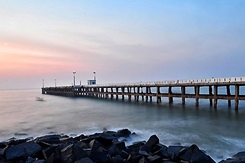 Online Cab Booking for a Relaxing Visit to Promenade Beach Plan your visit to Promenade Beach with easy online cab booking for custom travel.