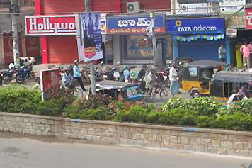 Visit Vibrant Nellai Market Area with Easy Taxi Rentals Explore the colorful Nellai market area with hassle-free taxi services for a local/outstation trip.