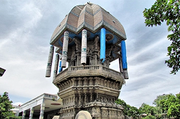 One-way Taxi Service at Valluvar Kottam in Chennai One-way taxi service near Valluvar Kottam with comfortable rides and reliable transport in Chennai