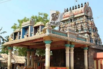 Devotee Trip to Thillai Kali Temple Via Online Cab Booking Devotees use online cab booking for a peaceful visit to Thillai Kali Temple in Chidambaram