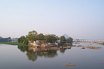 Book an Outstation Taxi Rental to Enjoy The Bhavani River Outstation taxi tour services to explore the serene Bhavani river and surrounding