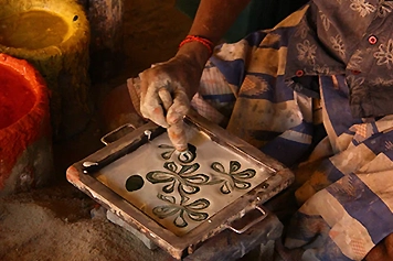 Plan Your Trip to Athangudi Palace or Tile Factory by Cab Book a cab online to travel safely to Athangudi Palace and Tile Factory with comfort and ease.