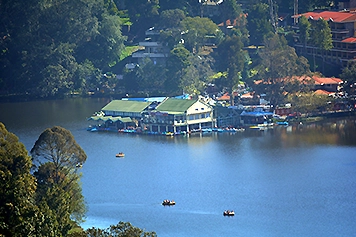 Reach Kodaikanal Lake With Trusted Taxi Cab or Van Booking Book van, tempo or car to enjoy the calm and beauty of Kodaikanal Lake today with safe rides