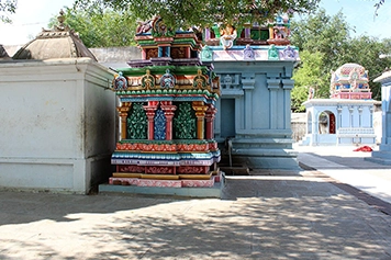 Group Travel to Thingalur Moon Temple by Online Taxi Booking Enjoy group travel to Thingalur Moon Temple with online cab booking and admire nature on the way