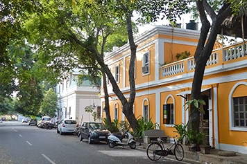 Online Taxi Booking to Visit French Quarter With Family Enjoy a comfortable ride to the French Quarter with online taxi or cab booking services