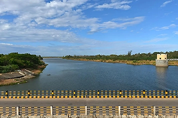 Visit Thamirabarani River With Our Cab or Van Travel Services Take a scenic trip to Thamirabarani River in Tirunelveli by hiring our safe taxi or van service