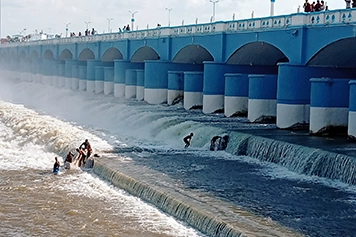 Visit Kallanai Dam with Comfortable Travel by Cab or Van Enjoy a scenic drive to Kallanai Dam with trusted taxi or van booking for families and groups