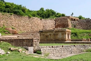 Visit Erode Fort by Choosing a Custom Vehicle Online Booking Get a comfortable taxi ride to Erode Fort by choosing a custom vehicle through online