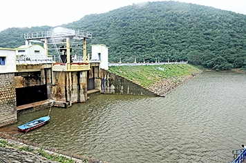 Explore Ponnaniyaru Dam with Secure Online Taxi Services Travel to Ponnaniyaru Dam in Karur with a reliable taxi booked online for a safe and enjoyable trip.