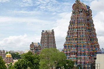 Visit Meenakshi Amman Temple with Taxi Services in Madurai Take a trip to the Meenakshi Amman Temple with taxi services for a comfortable journey.