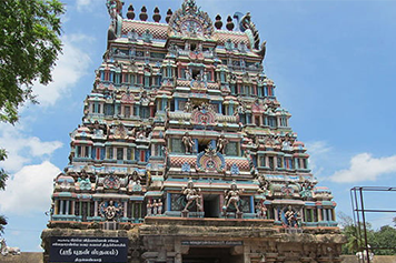 Travel to Thiruvenkadu Mercury Temple Cab Booking Online Family enjoys a secure trip to Thiruvenkadu Mercury Temple by booking custom cab online