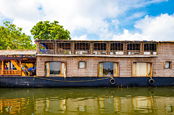 Book a One-Way Drop Taxi For Chunnambar Boat House Online Passenger books a one-way drop taxi online to enjoy a safe and smooth ride to Chunnambar Boat House